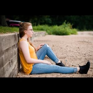 Meet your Posher, Faith